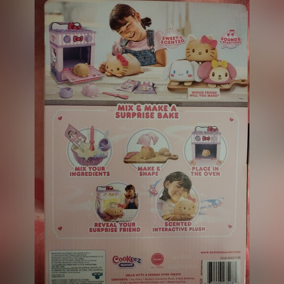Hello Kitty Cookeez Bakery Toy Set - Picture 15 of 15